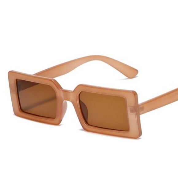 𝅺BRAND New Women's Retro sunglasses - Picture 2 of 3